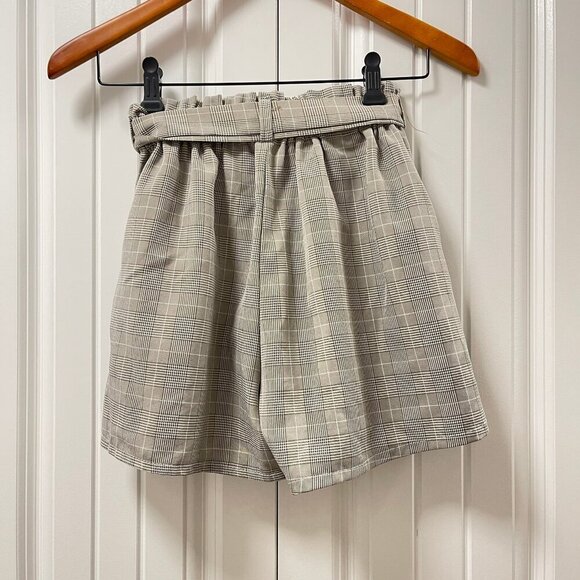 Plaid Paper Bag High Waist Shorts Beige – S - Picture 4 of 8